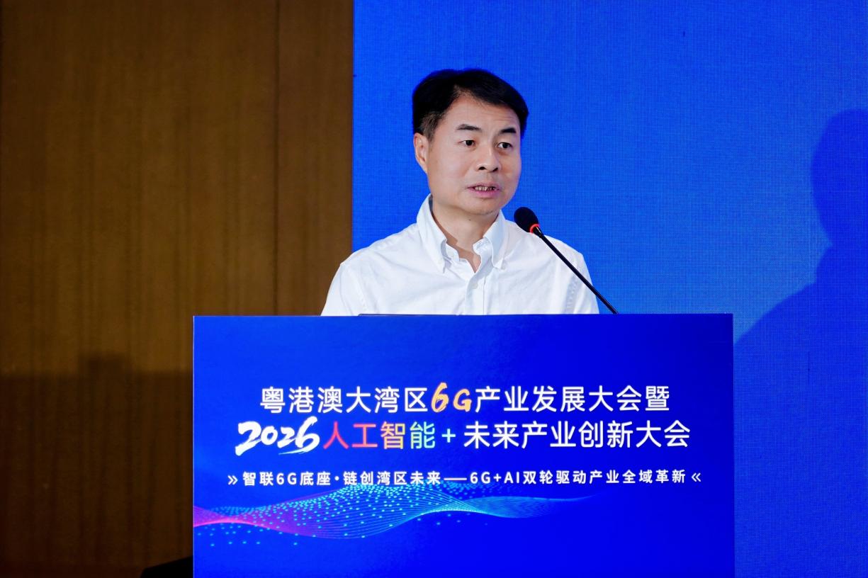 5-中国电信股份有限公司广东分公司无线网络中心副总经理、绿色智能基站专业委员会副主任委员陆健贤